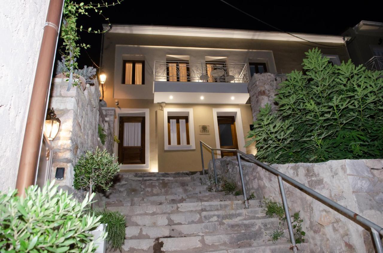 Leone Suites Nafpaktos Bagian luar foto